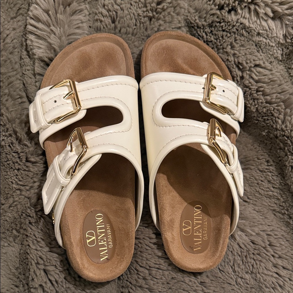 Valentino cream and Gold Slide FUSSFRIEND Sandals size38/8